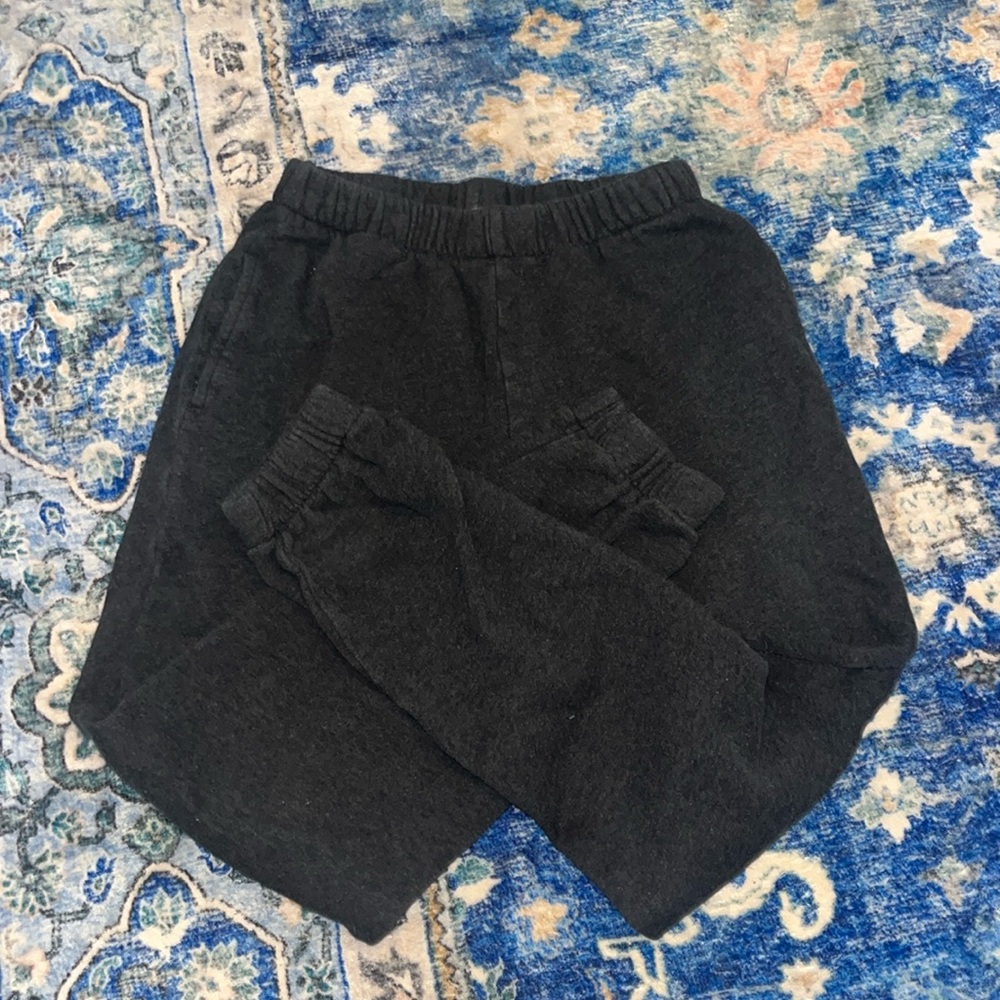 dark grey BRANDY MELVILLE/JOHN GALT sweatpants